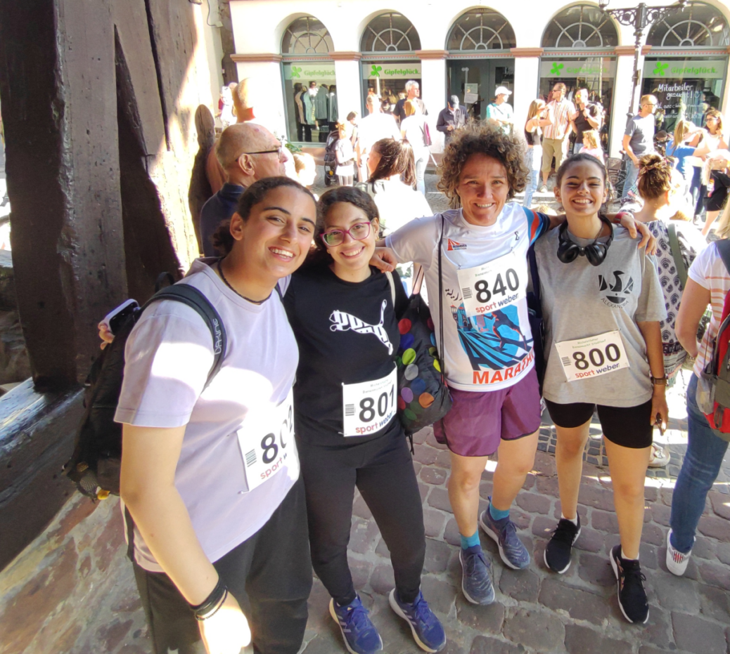 DSBA – Läuferinnen „fliegen“ beim Michelstädter Bienenmarkt Stadtlauf allen davon